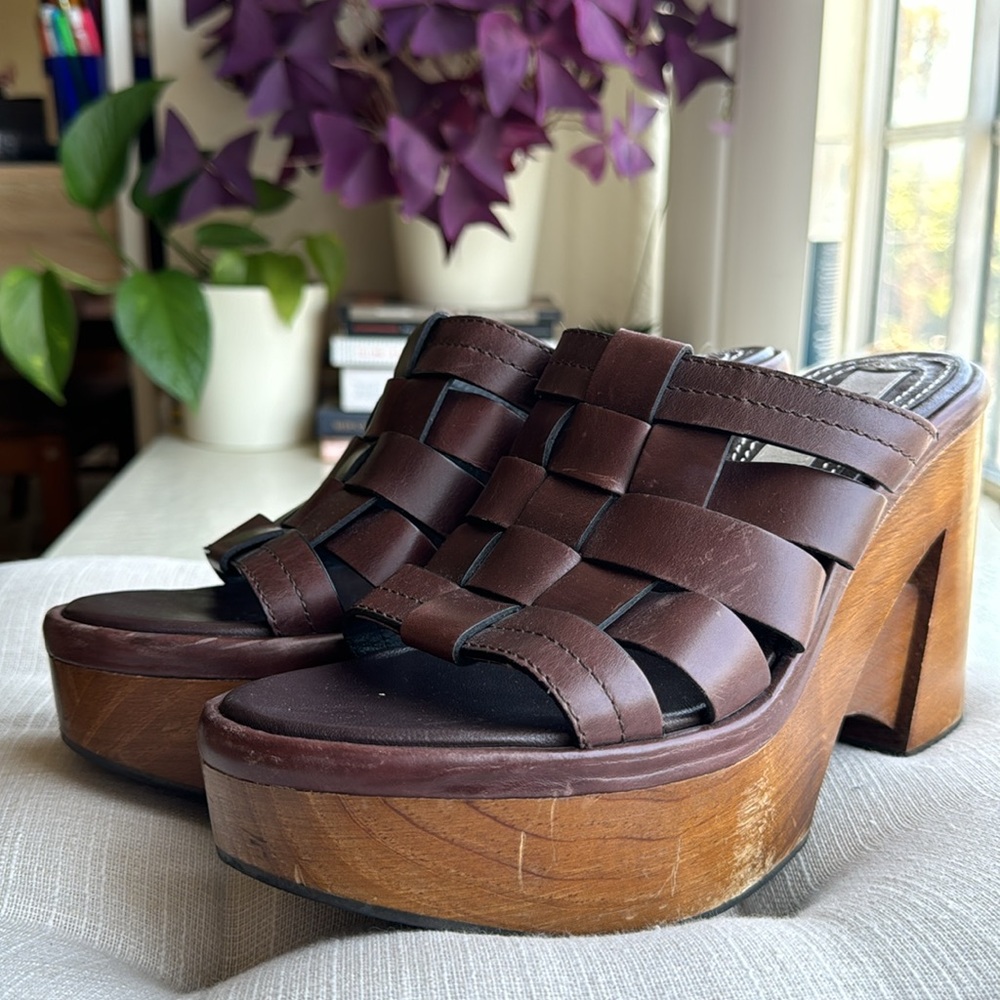 Zara Wooden Wedges